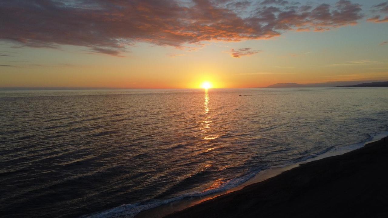 Laguna Beach Wohnung Mit Freiem Meerblick 토록스 외부 사진