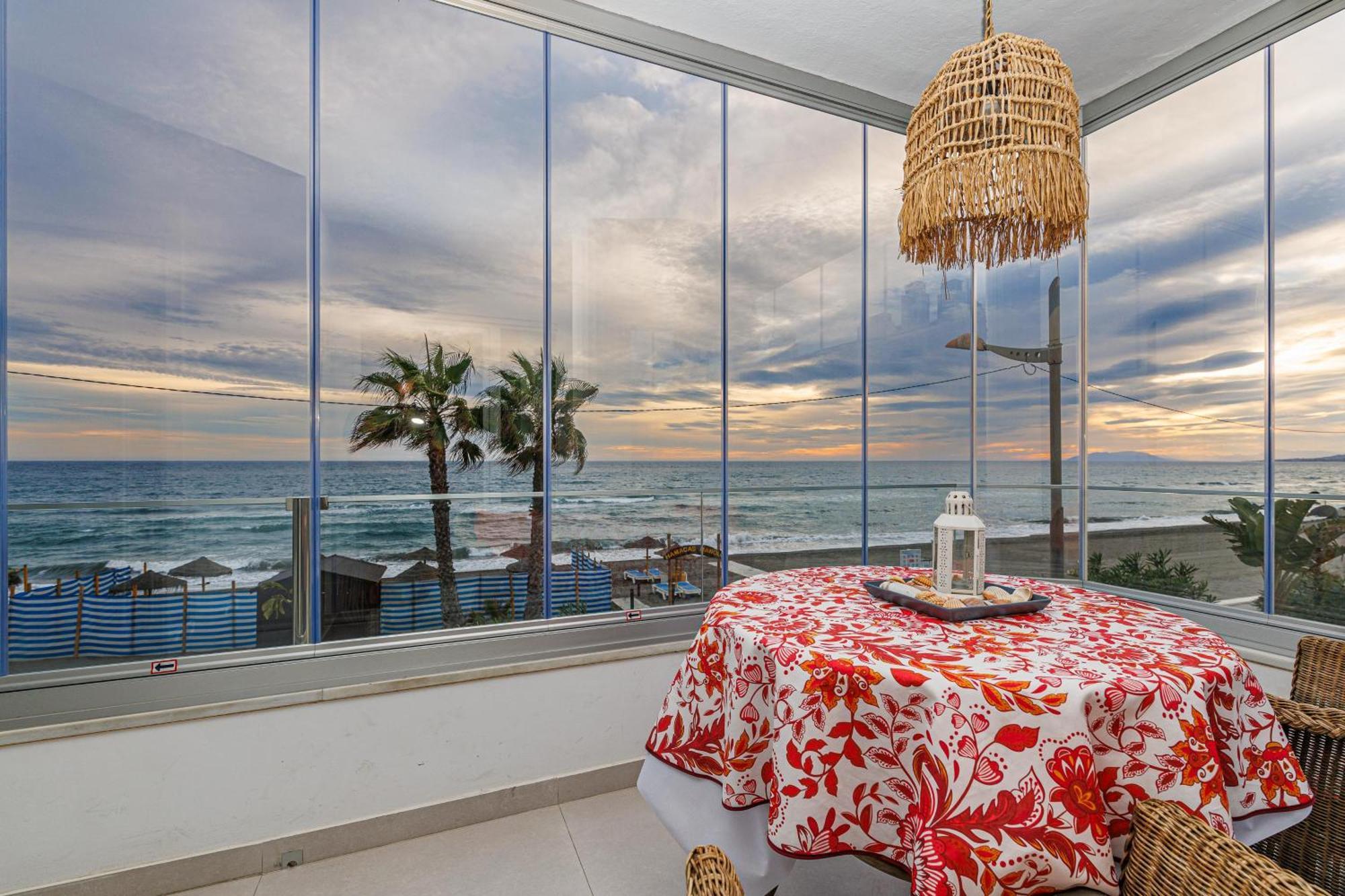 Laguna Beach Wohnung Mit Freiem Meerblick 토록스 외부 사진